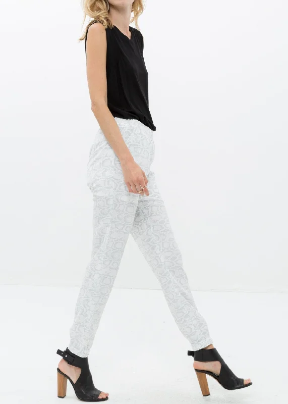 Warm flannel pants for chilly morning lounging -Women's High Waist Printed Pants In Ivory Silver