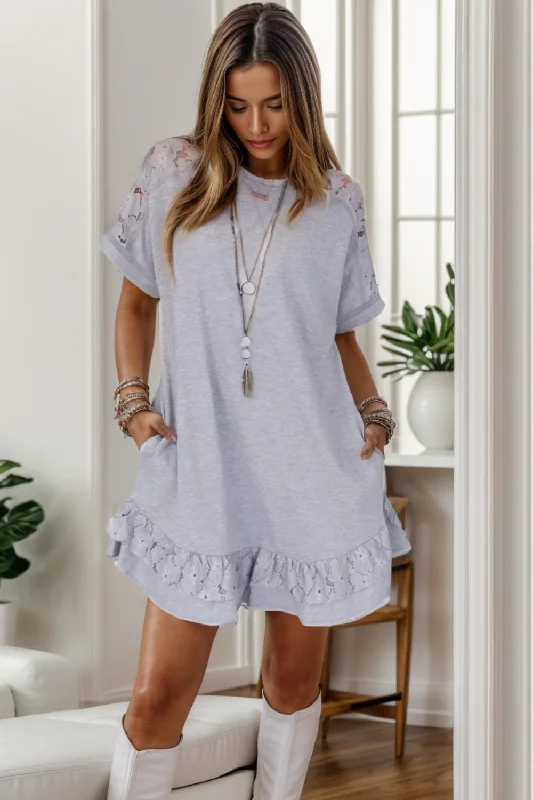 Plus size dresses with stretchy knits hug curves -Lace Detail Round Neck Short Sleeve Dress