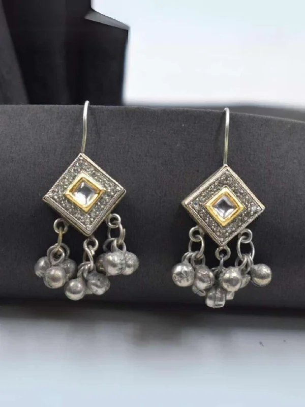 Best hoop earrings with hammered gold for a rustic yet elegant look-Dual Tone Diamond Ghungroo Earring